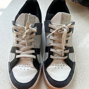 On running Roger Clubhouse